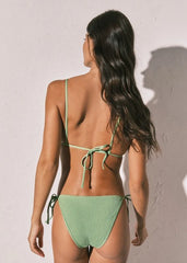 КОСТИМ ЗА КАПЕЊЕ ДОЛЕН ДЕЛ