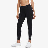Nike Sportswear Essential