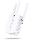 Mercusys Безжичен N екстендер за опсег 300Mbps MW300RE, приклучен на ѕид