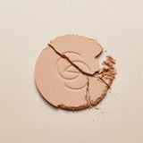 Giordani Gold Камена пудра збогатена со серум