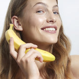 Love Nature Up-Loved Nourishing Регенератор што не се плакне со апциклиран цвет од банана и органско акаи