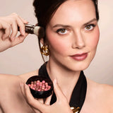 Giordani Gold Bronzing топчиња збогатени со серум - лимитирано издание
