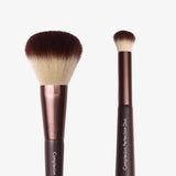 Complexion Perfection Двострана четка за совршен тен