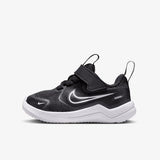 Nike Cosmic Runner