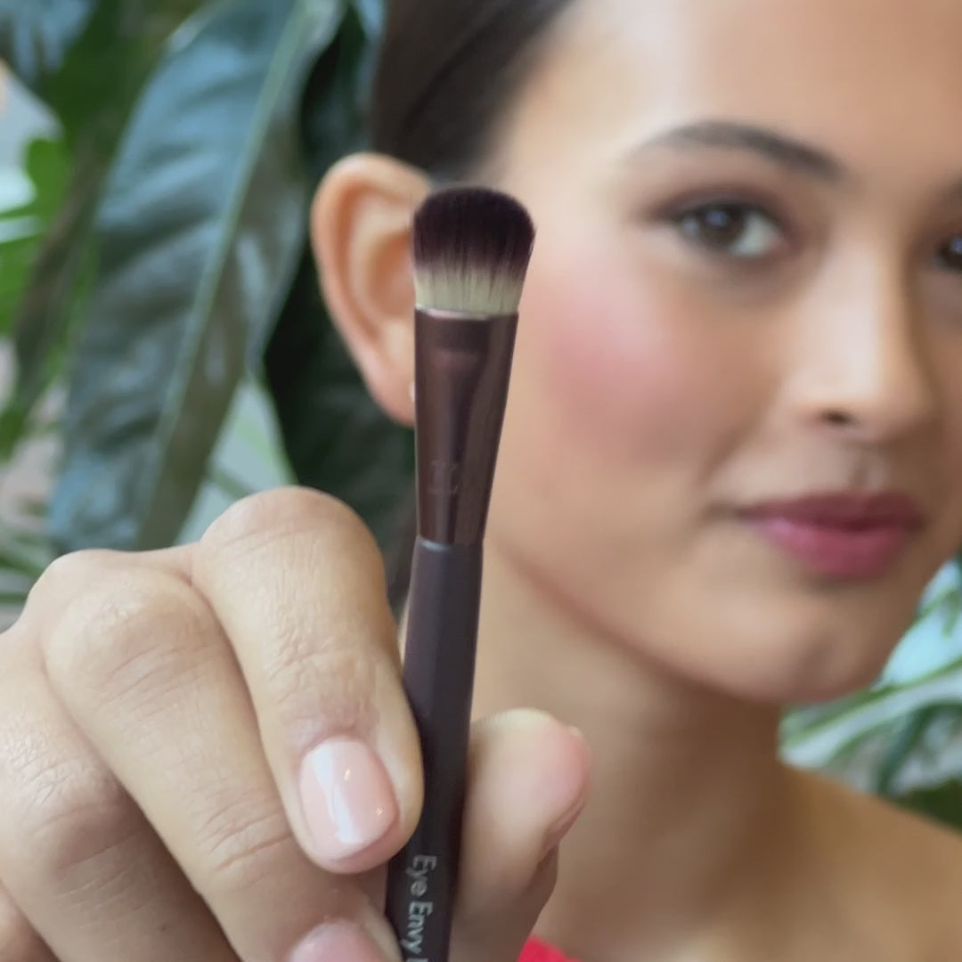 Eye Envy Двострана четка