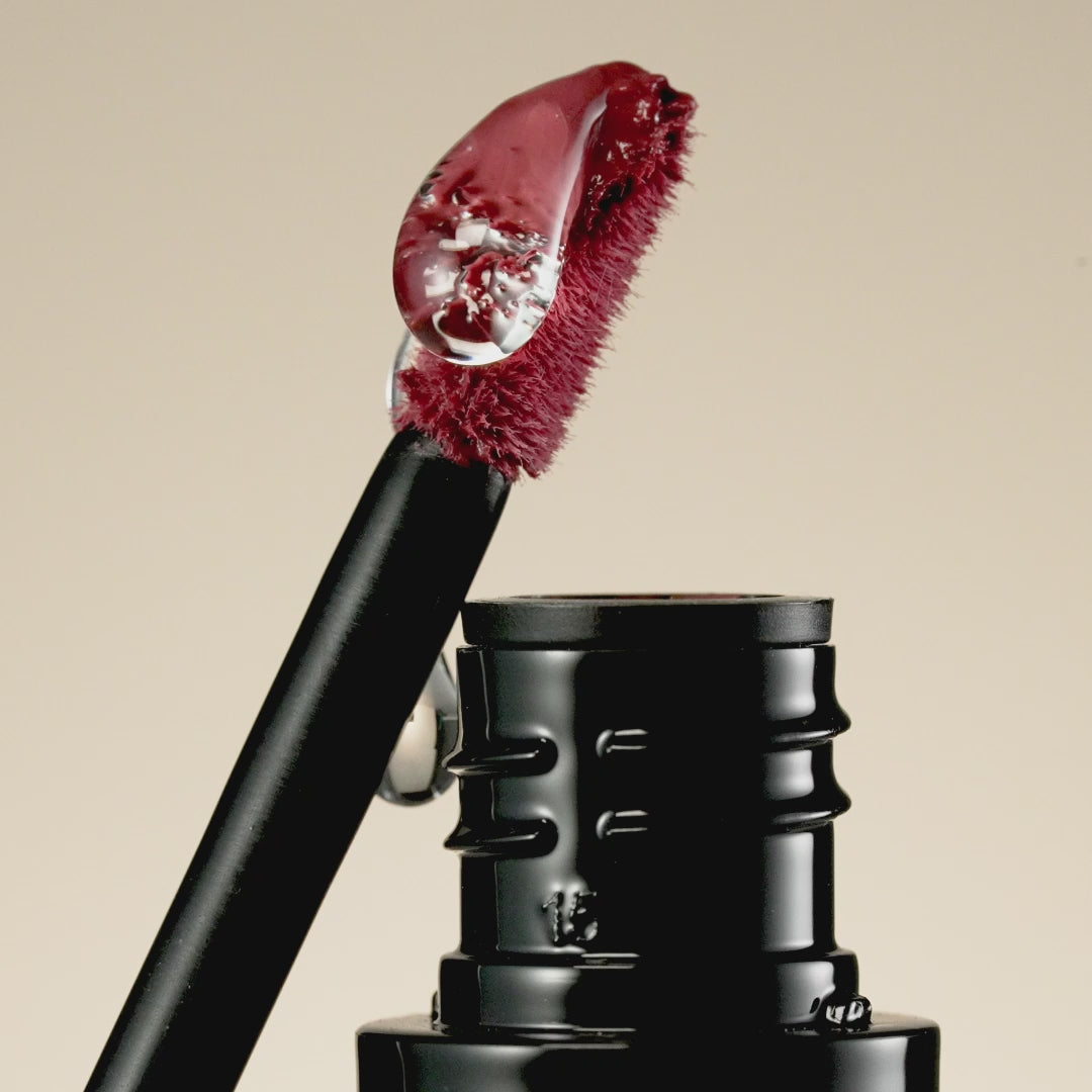 Giordani Gold Iconic Lip Elixir Кармин со СПФ 15