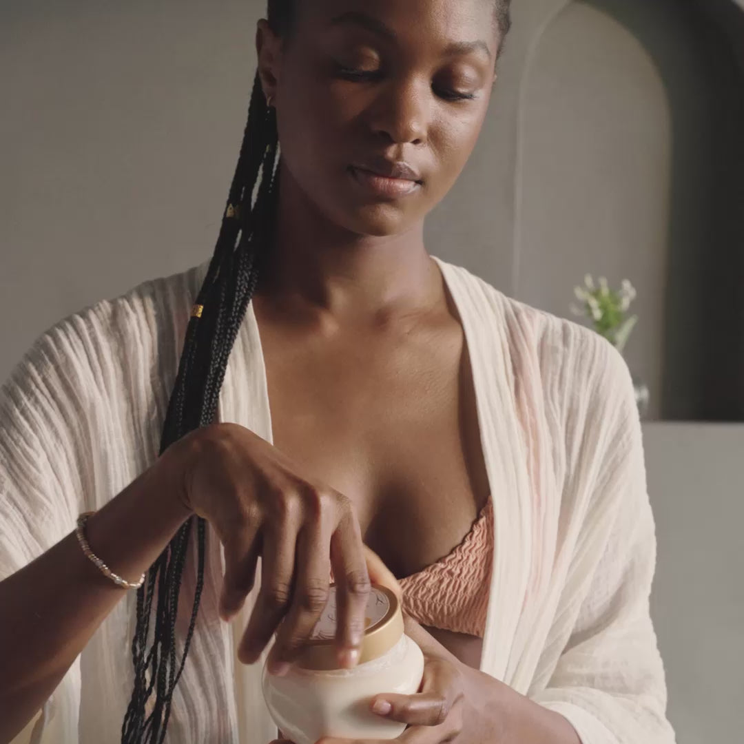 Milk & Honey Gold хранлив крем за раце и тело