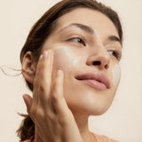 Love Nature Nourishing Маска за лице со чиа семе и органски мед