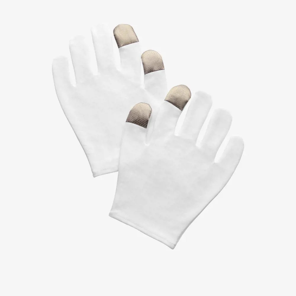 Moisturizing gloves
