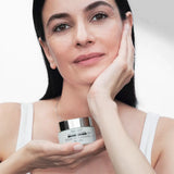 Novage+ Multi-Active Anti-Ageing Богат дневен крем со заштитен фактор 30