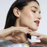 THE ONE Illuskin Glow Reflective Течна пудра